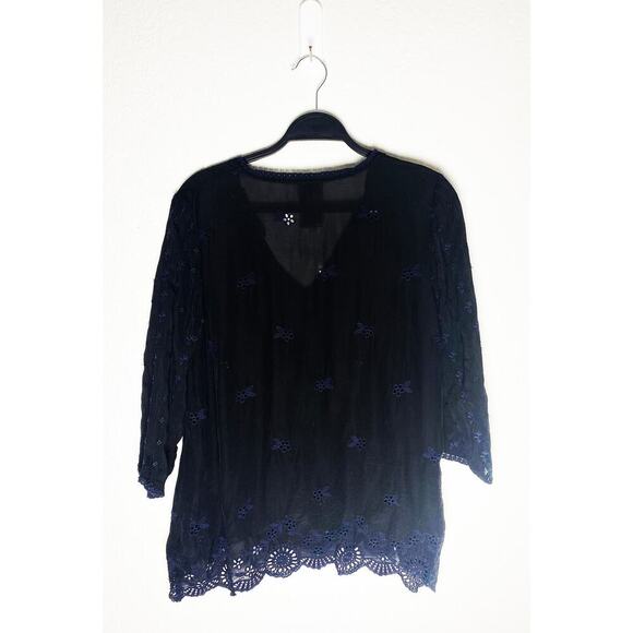 Johnny Was Women's V Neck Blouse Tunic Black Navy Eyelet Bohemian Hippie Sheer - Picture 2 of 7